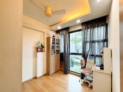 Prive (D19), Condominium #565699511